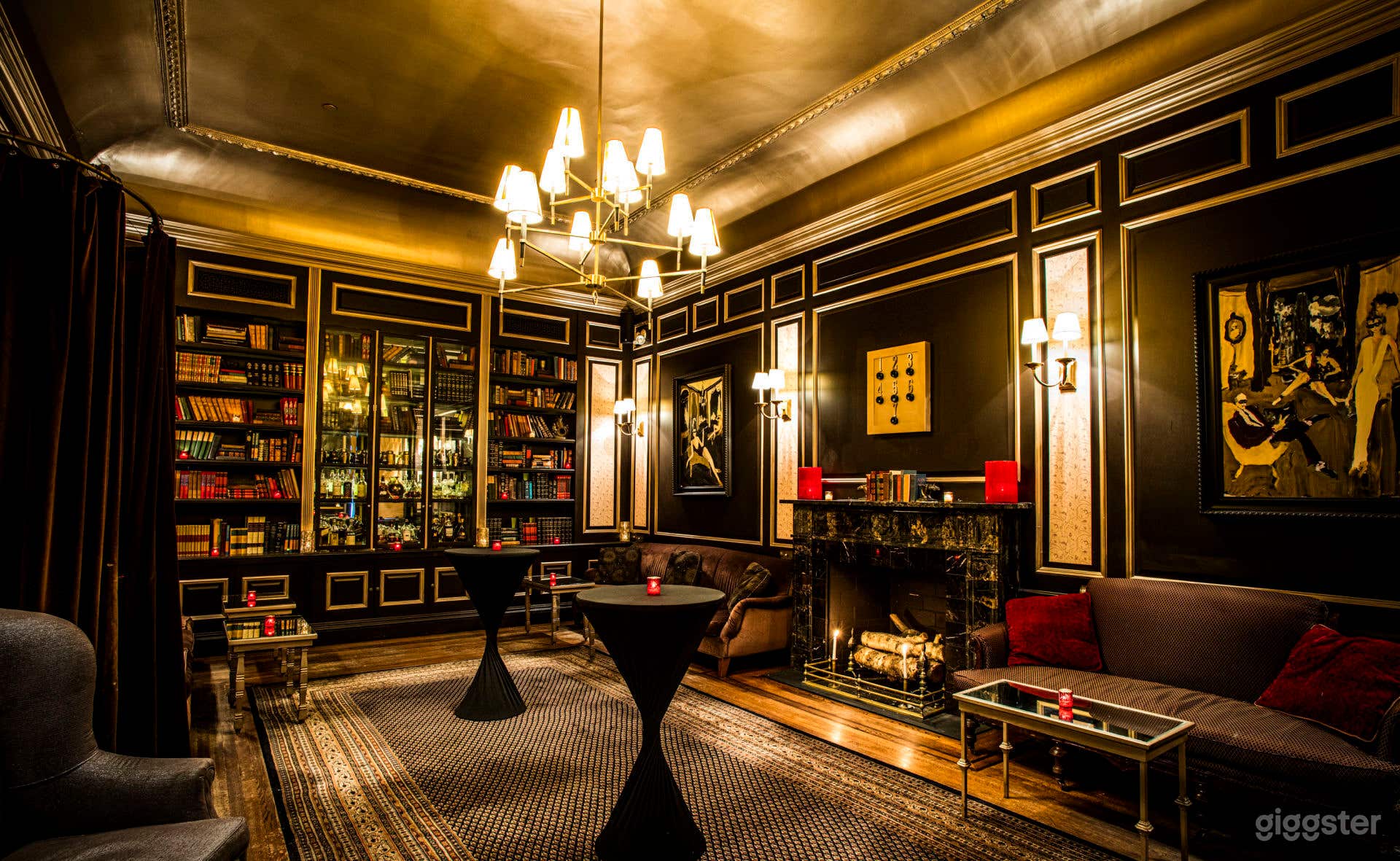 The Library Room Photo 1