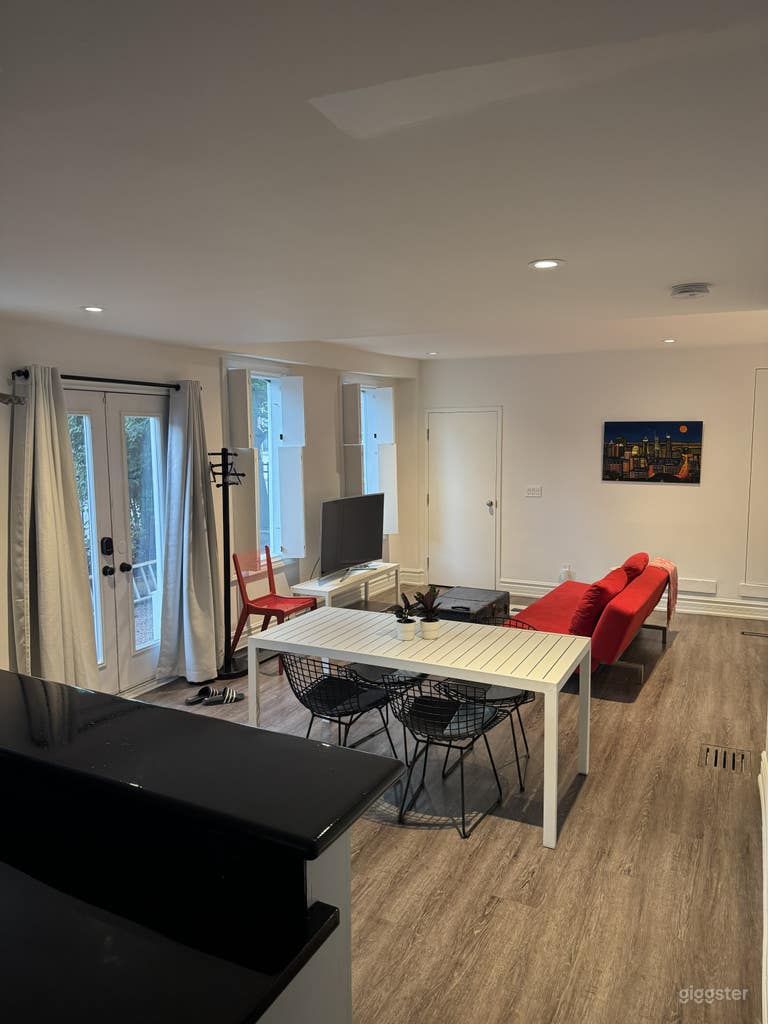  Ground Floor Studio Space in Toronto 