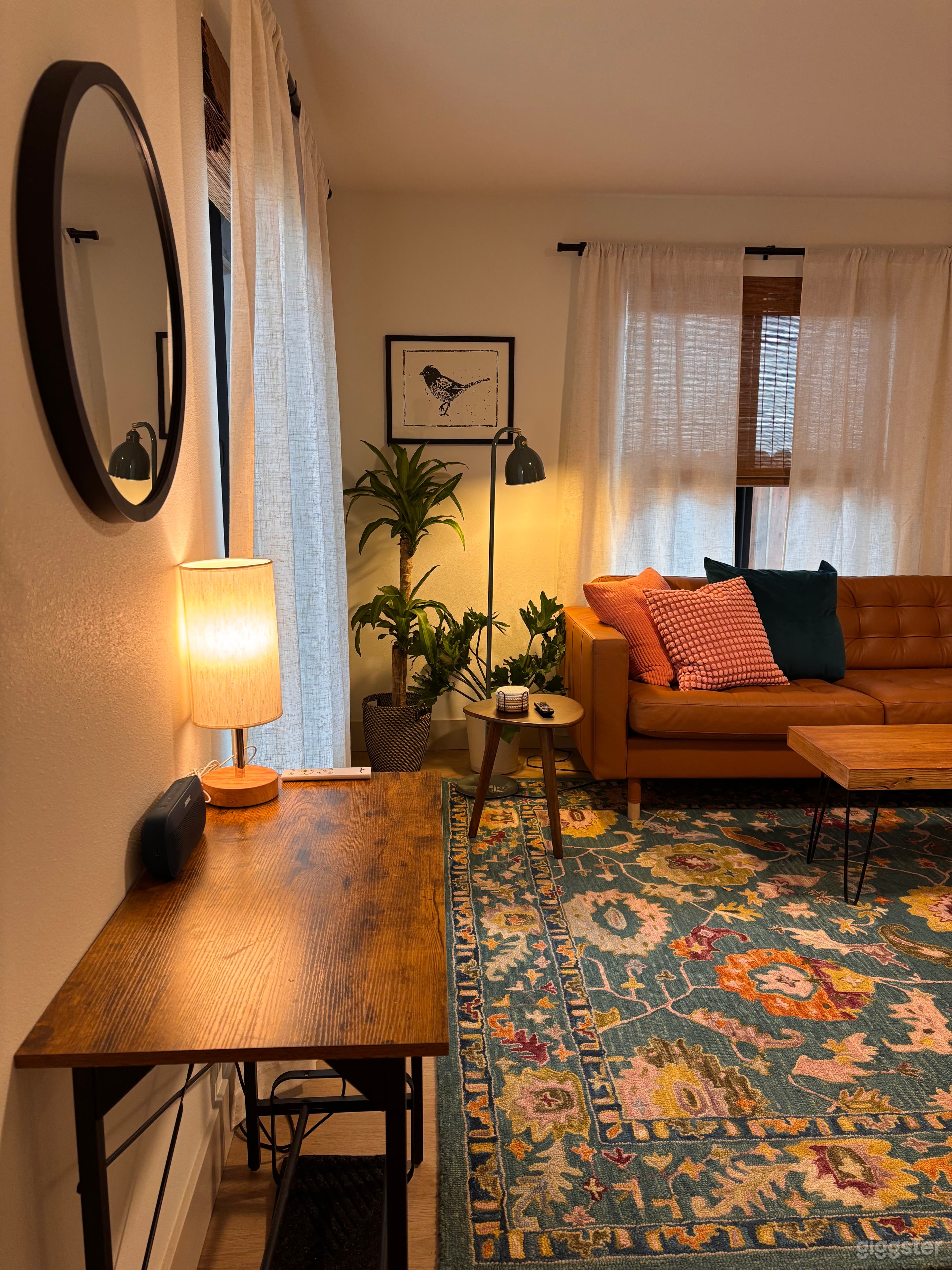 Stylish and cozy house in downtown Hillsboro Photo 3