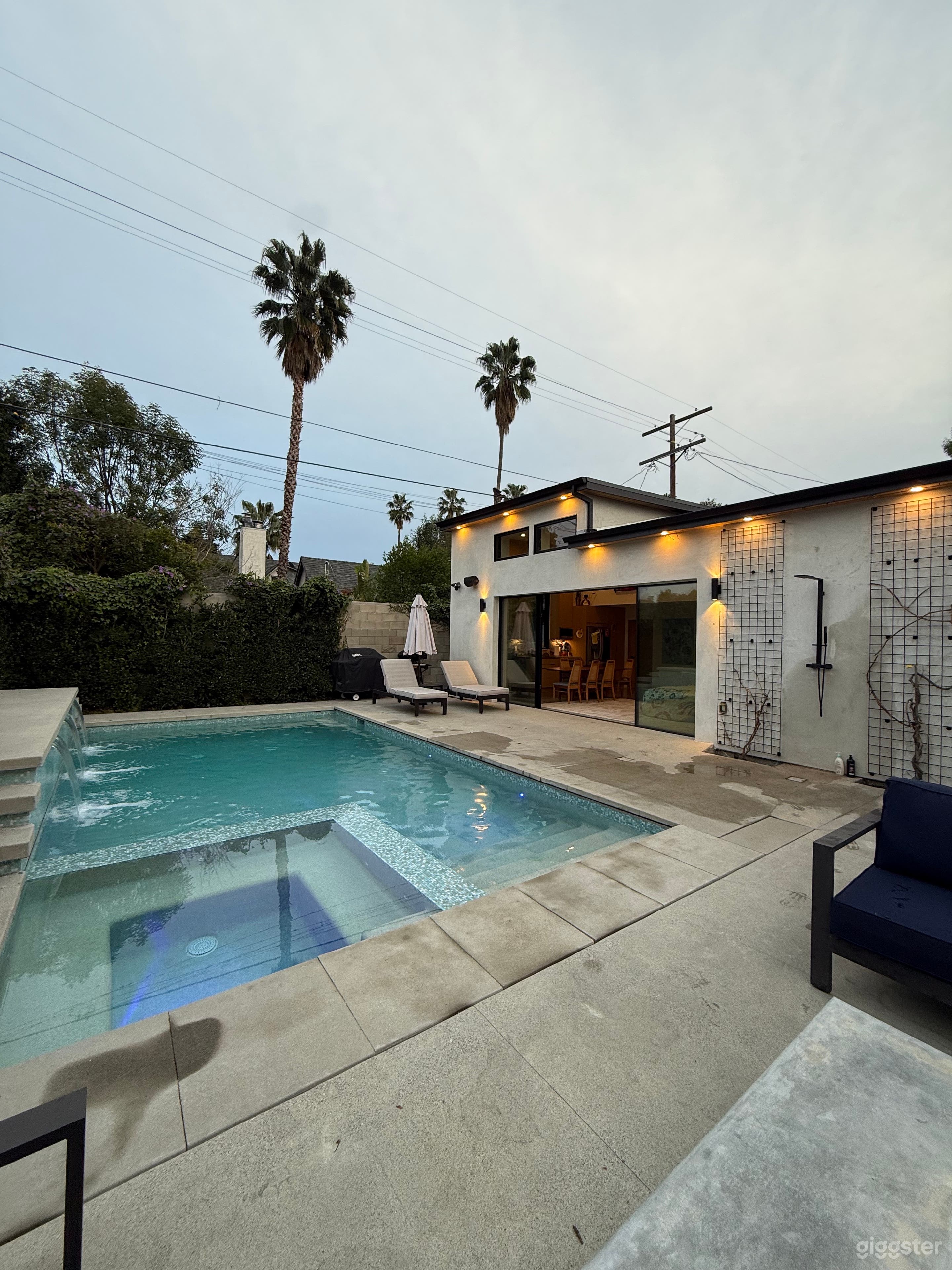 Contemporary ADU + Pro Music Studio | Indoor-Outdoor Space Photo 1