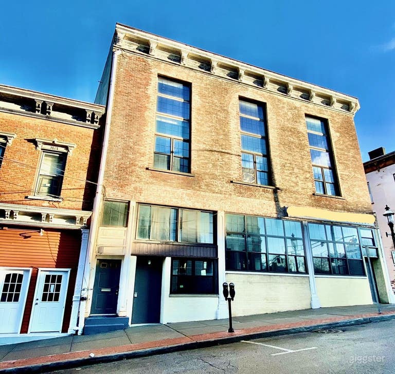  Independent Bookstore in Historic Opera House 
