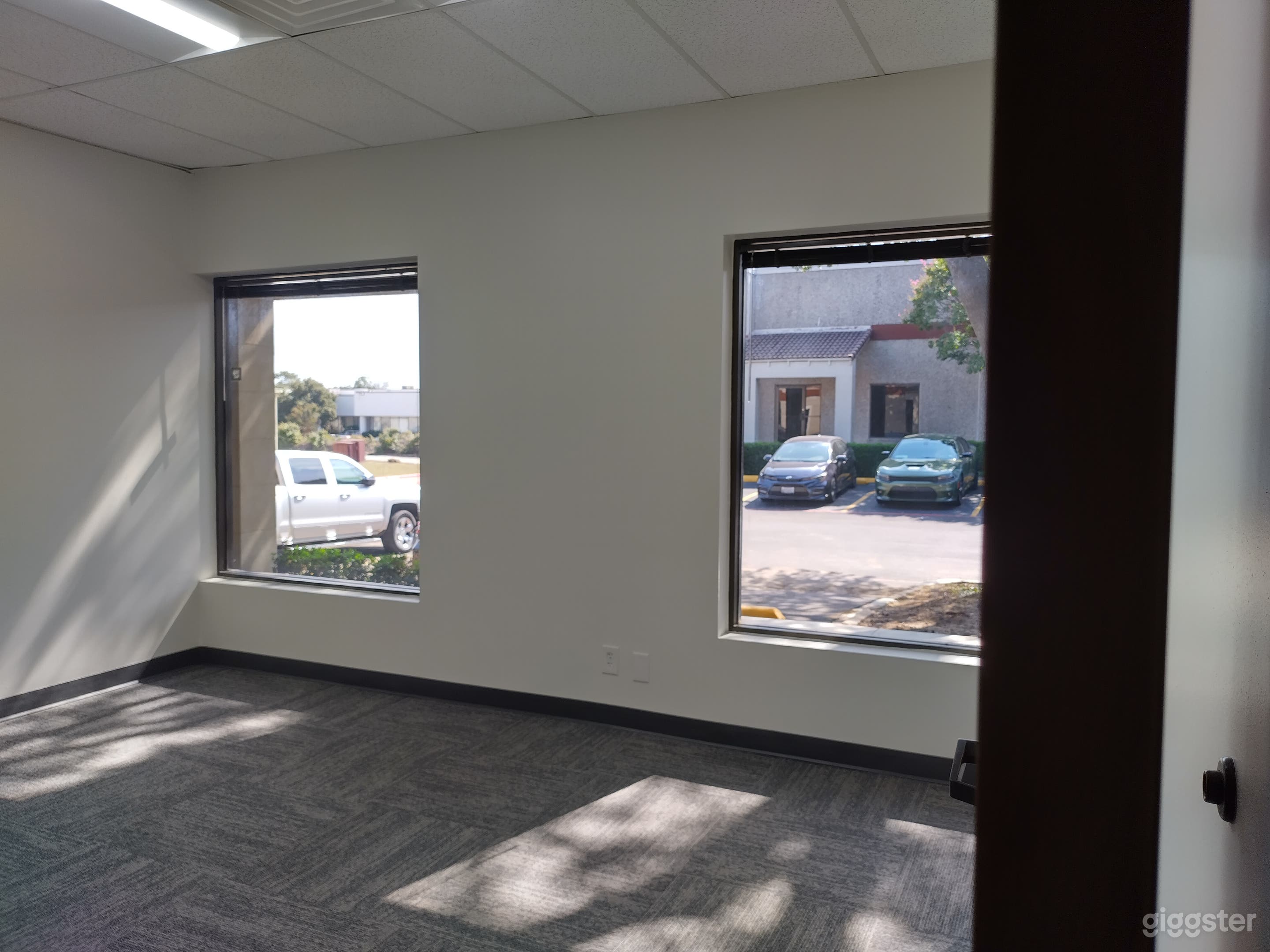 One utility office. Suites offer between 3-6 each with various features and sizes.
