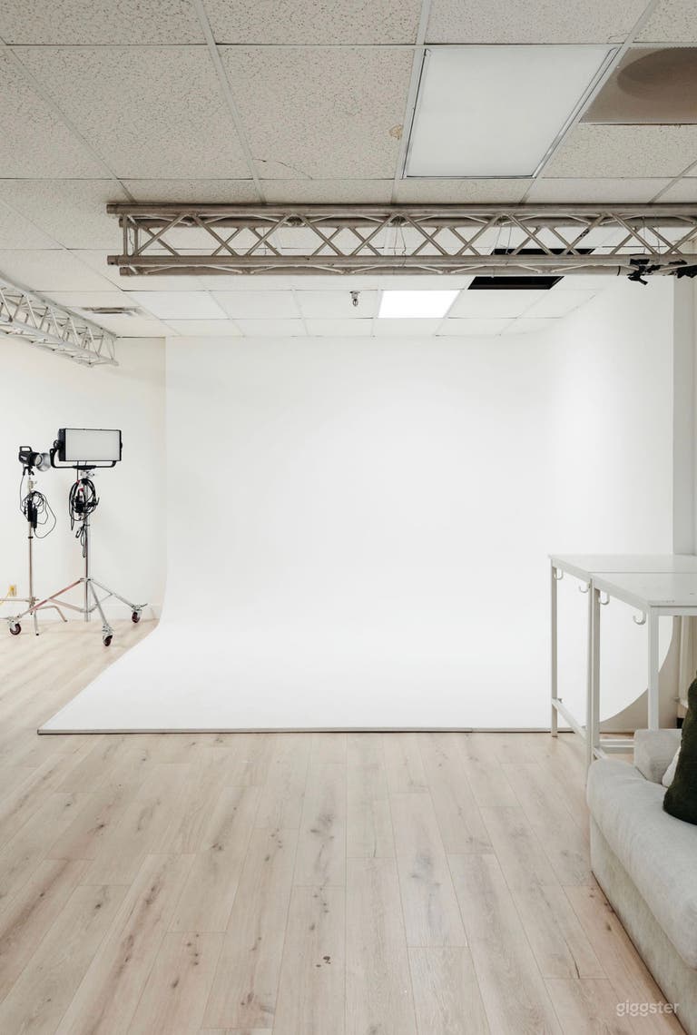  Estudio de Contenido Estético Moderno 