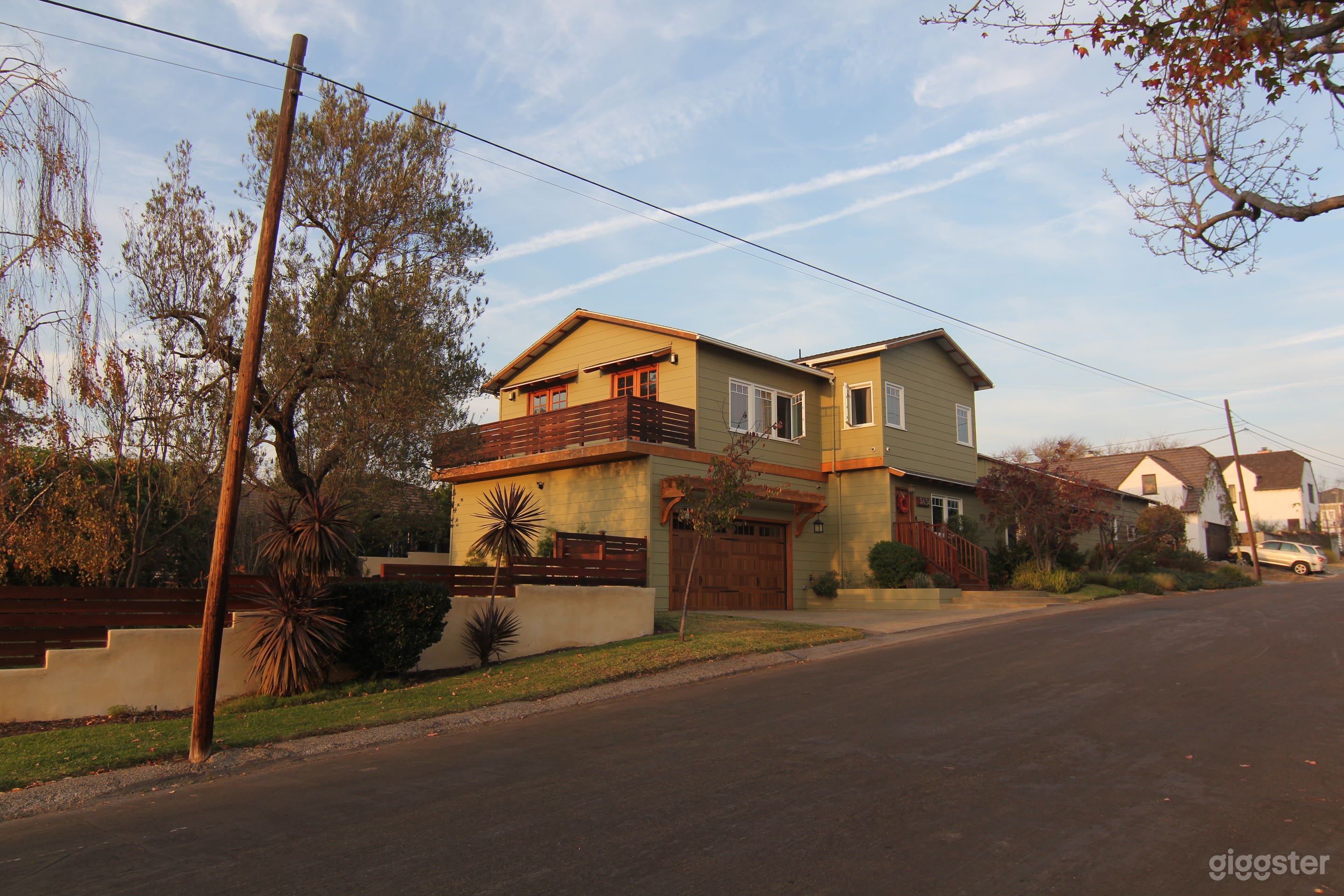 West facing balcony can accommodate 30 people.  Craft services can use large front yard
