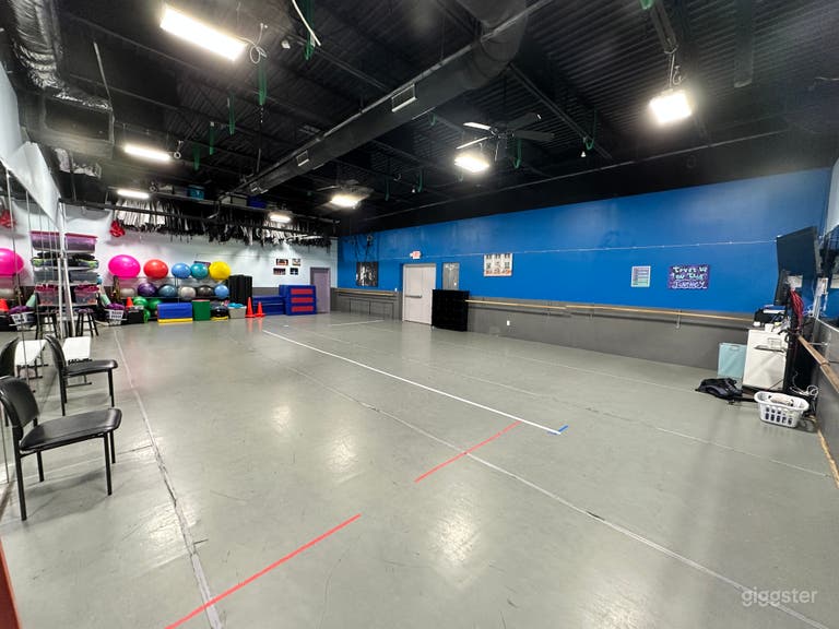  View from Front Left Corner 