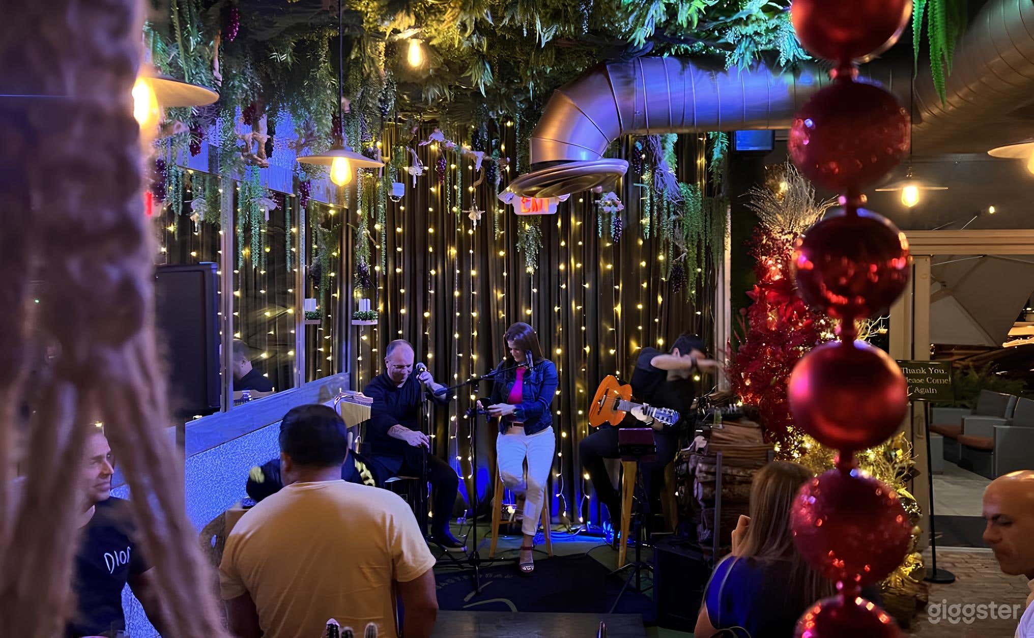 Colorful and Vibrant Main Dining Area Photo 2