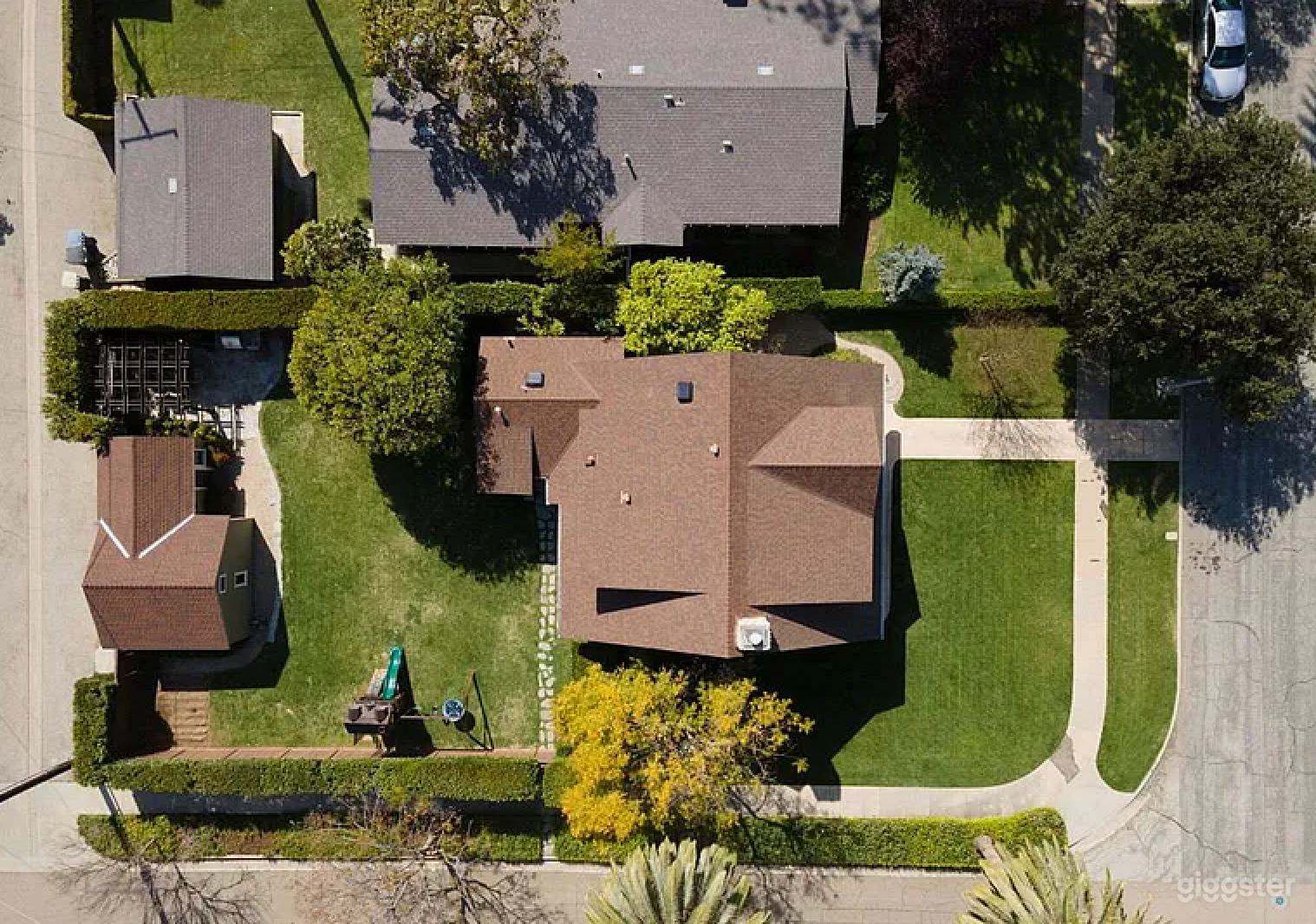 A historic and charming Pasadena Craftsman Photo 4