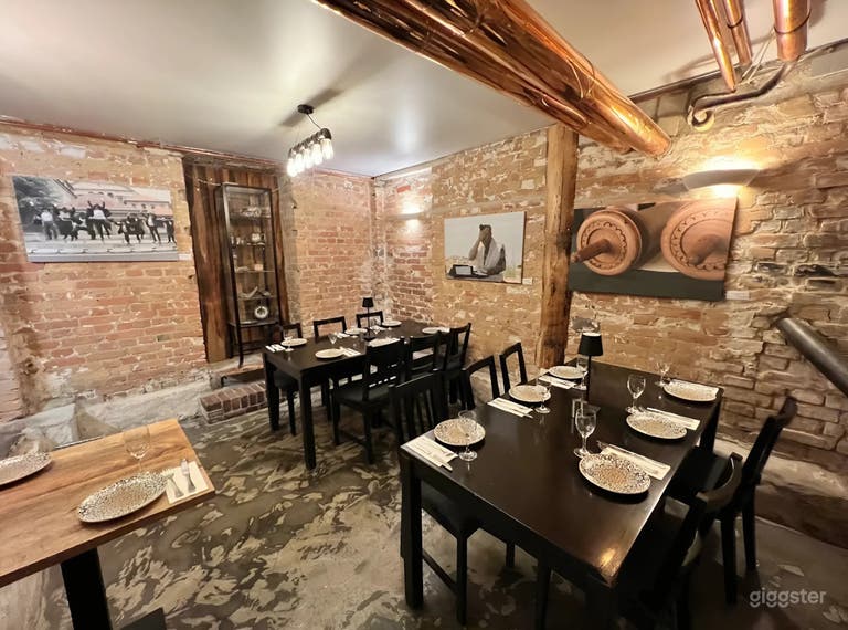  Intimate Private Dining Room with Candlelit, Rustic Charm 