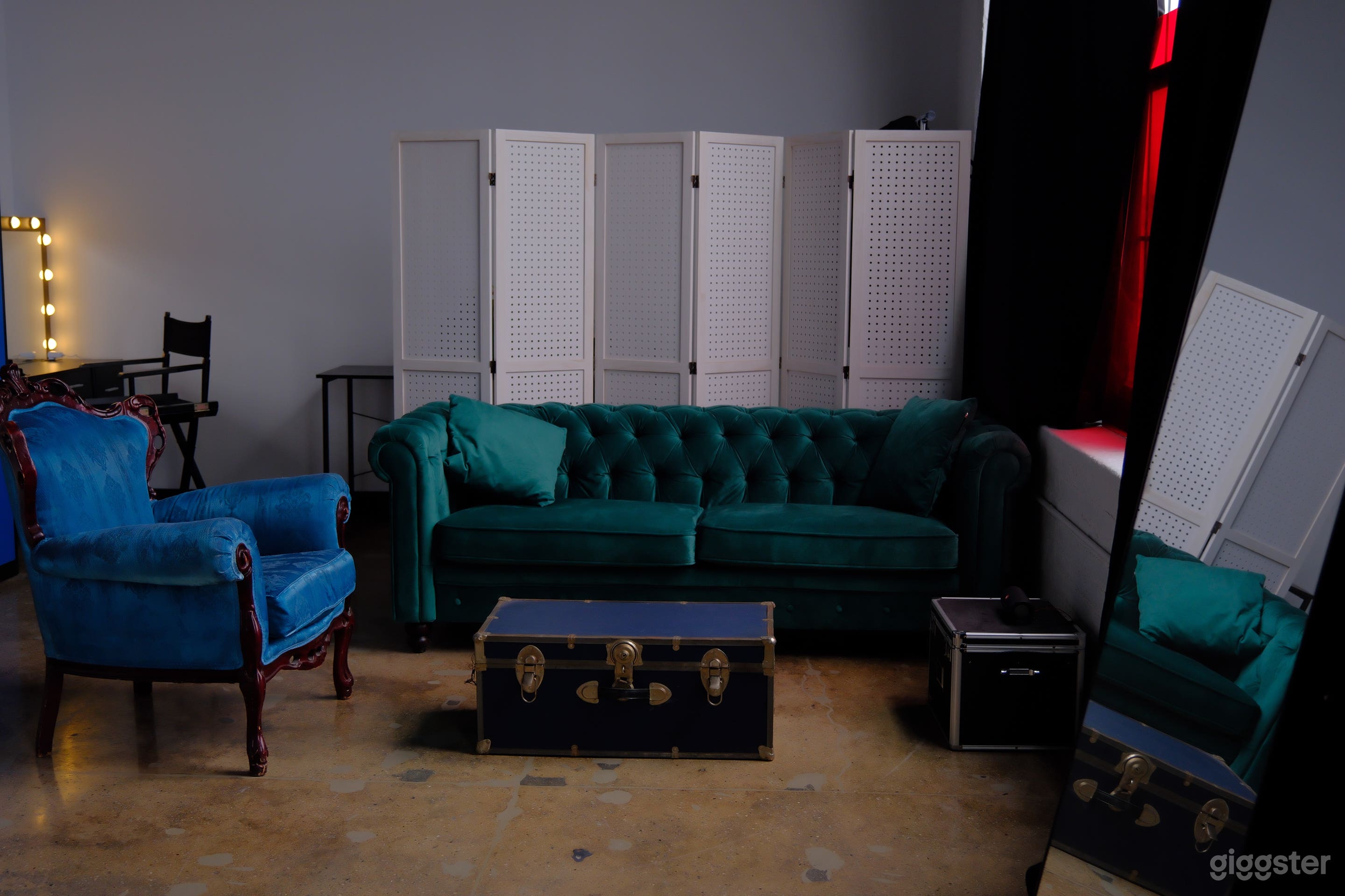 Daylight Studio Photo 2