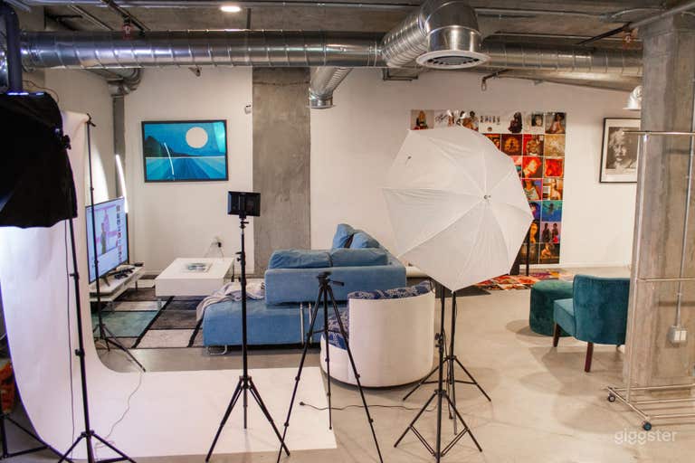  Multi-purpose Spacious Underground Creative Studio in heart of Valencia 