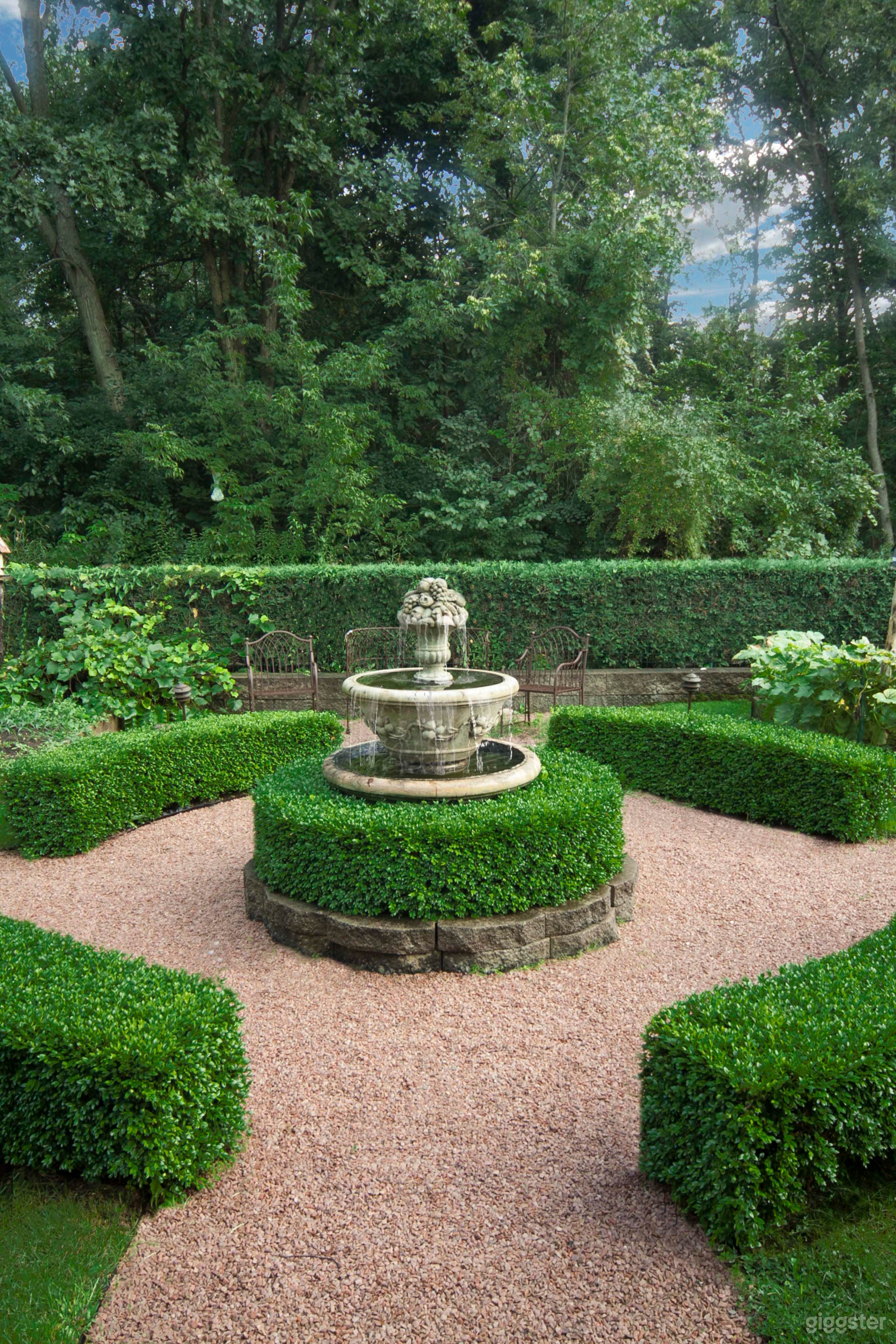 Sunken Vegetable Potager Garden Photo 2