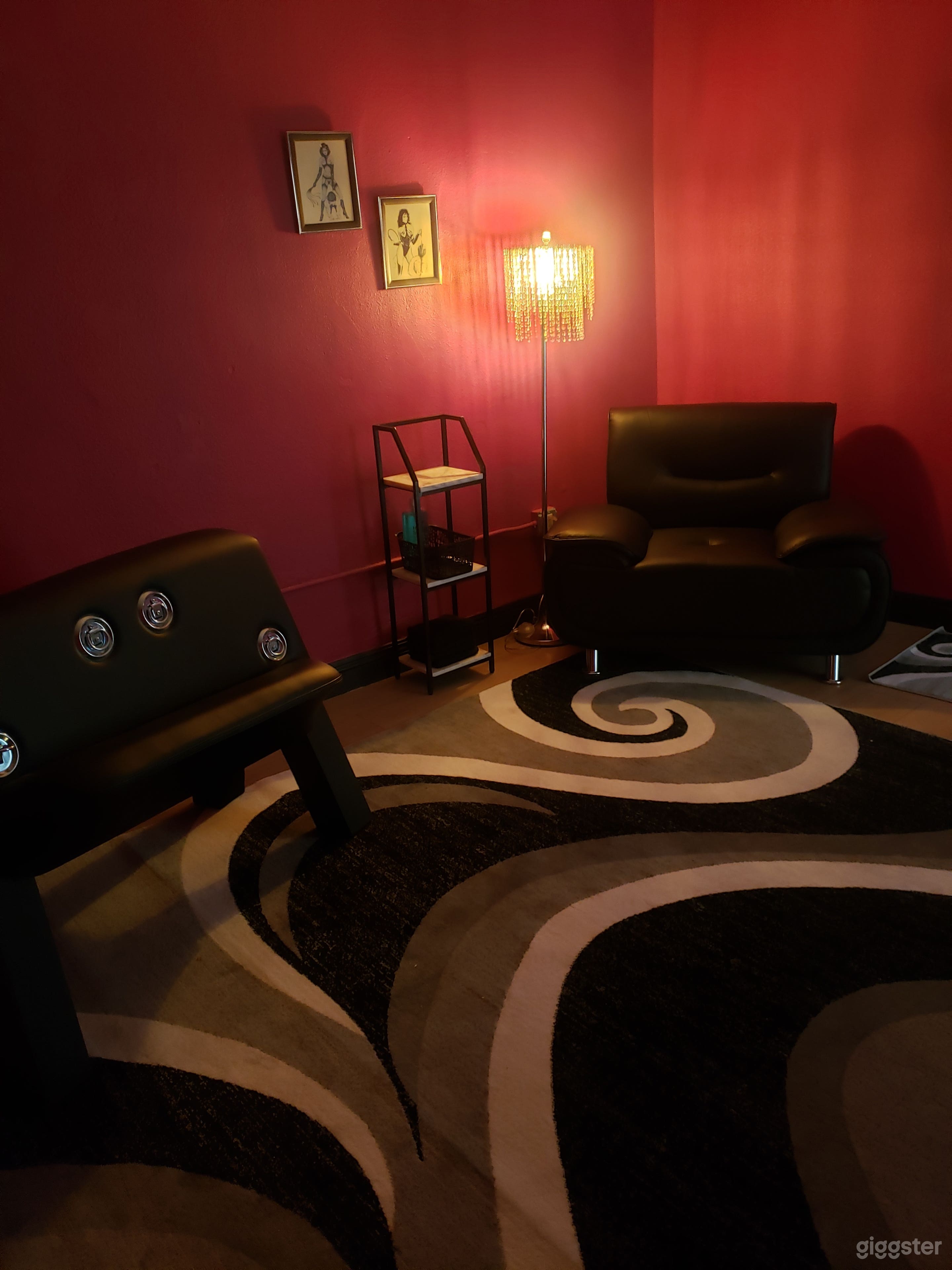 Unique Themed Room Space Photo 4