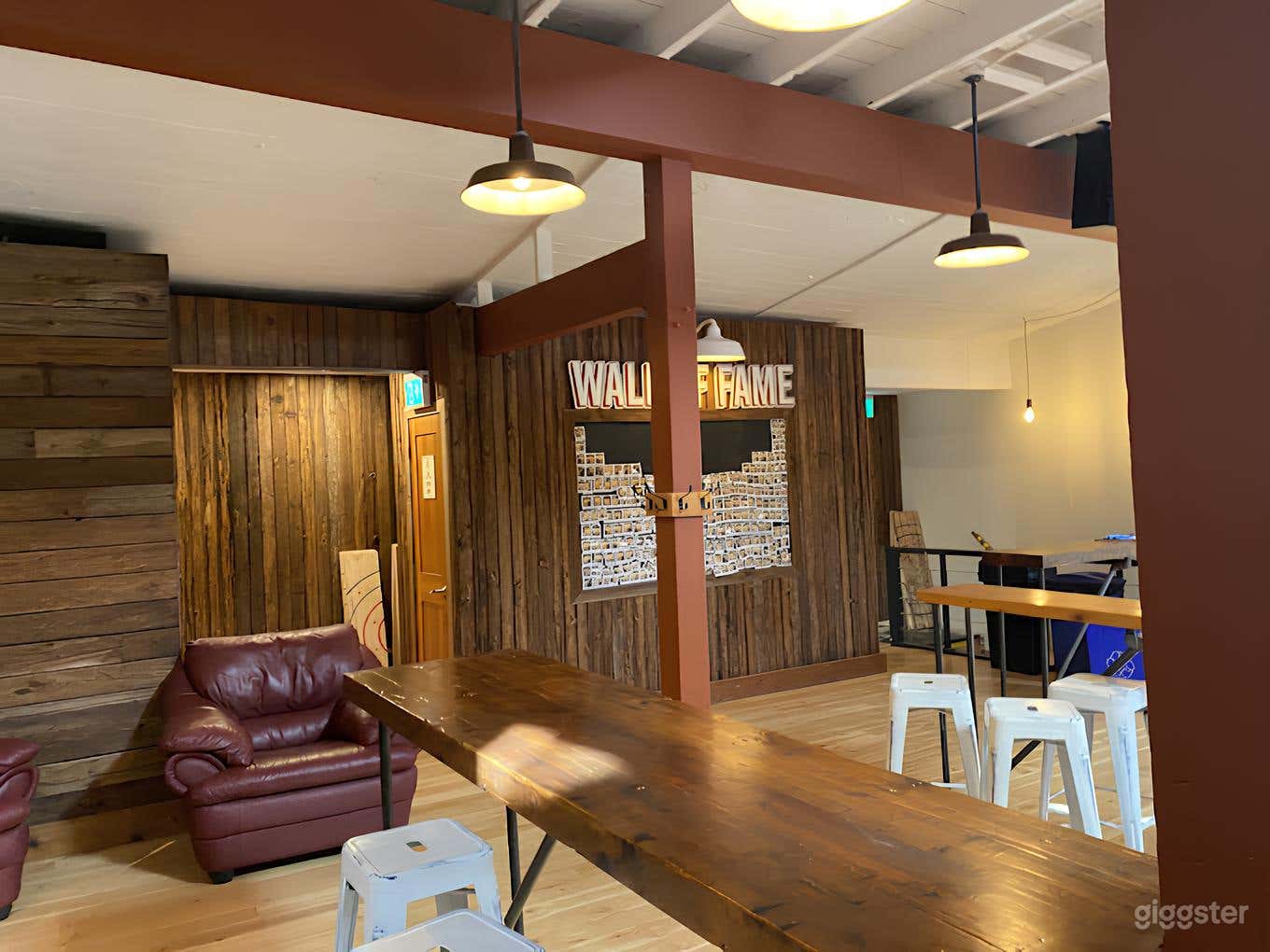 Ultimate Axe-Throwing Experience in Victoria Photo 4