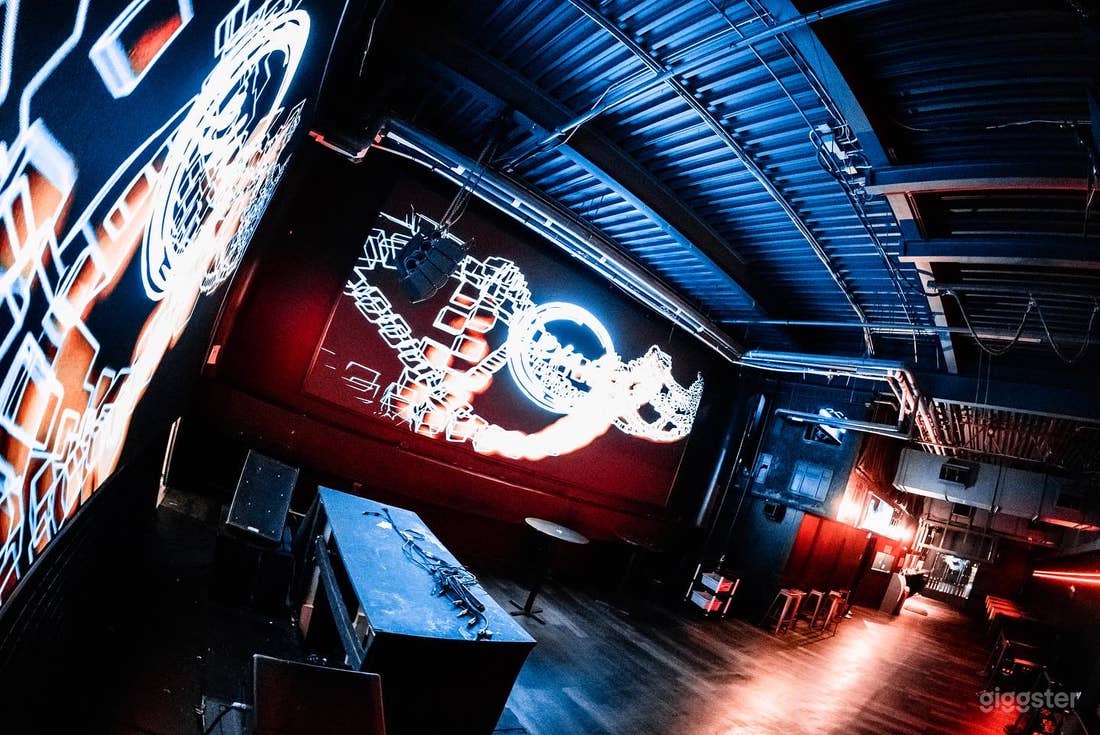 Modern Event Venue in Vancouver - The North Lounge Photo 4