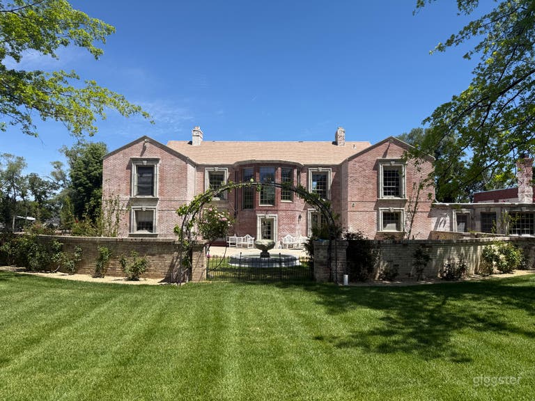  1930 Colonial Revival Mansion 