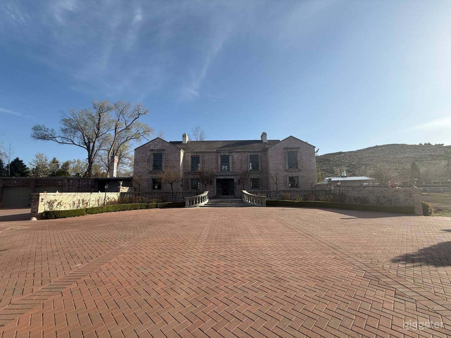 Winter Look - Inquire for current landscaping photos