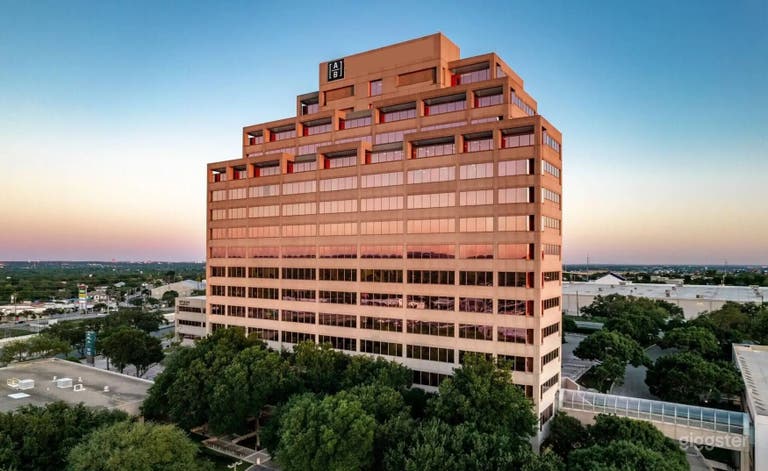  Private Office Suite 640 