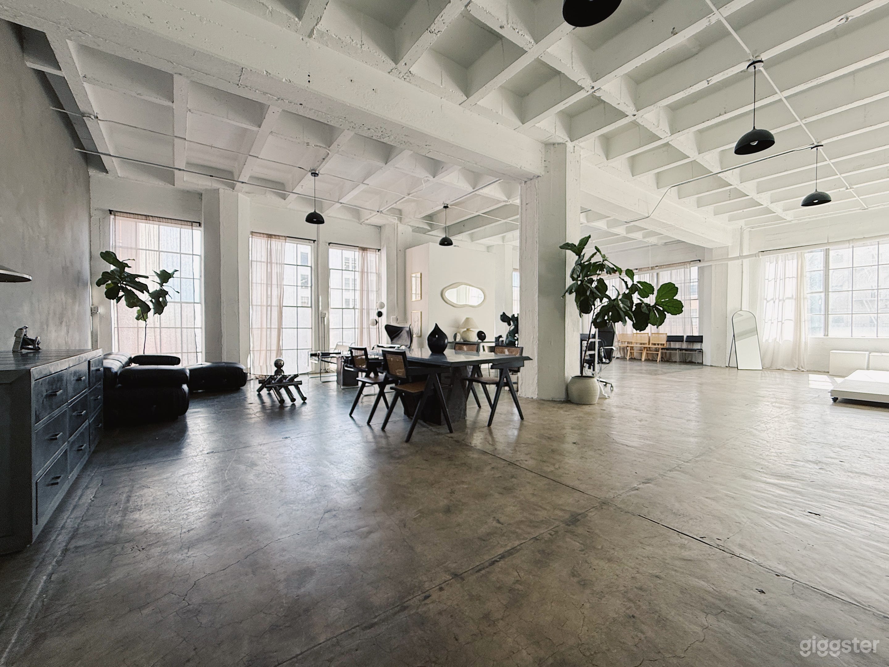 Curated Loft with Limewash Wall, Cyc Wall & A/C Photo 3