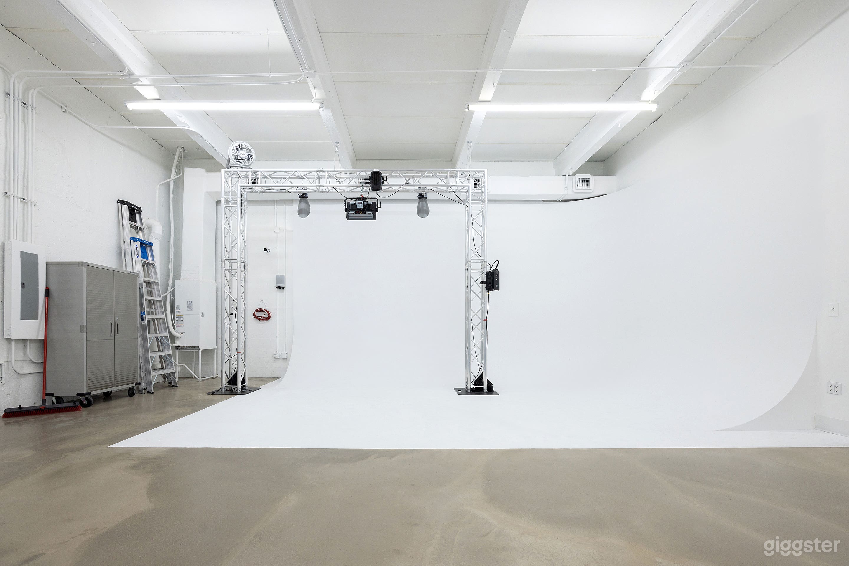 Miami Studio Rental Production Space Photo 2