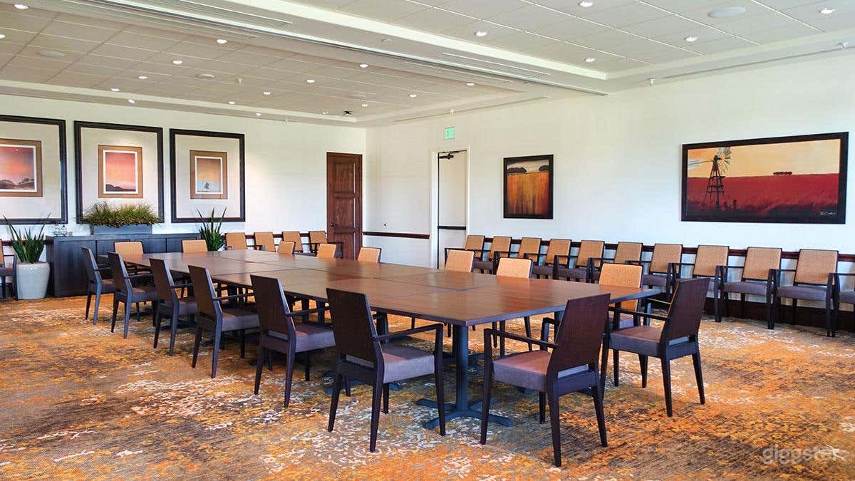 Clubhouse Resort (BUYOUT)  in Denton Photo 2