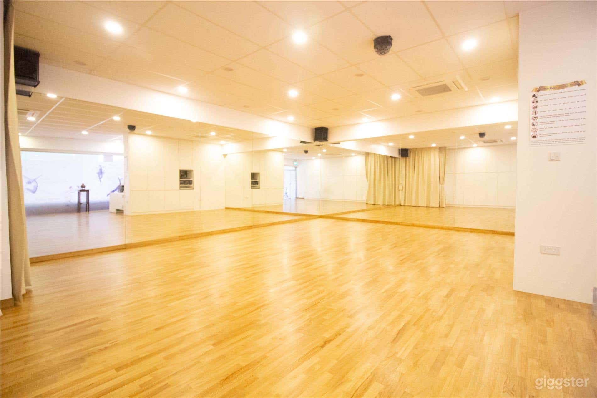 Affordable Dance & Fitness Studio near Chinatown Photo 3