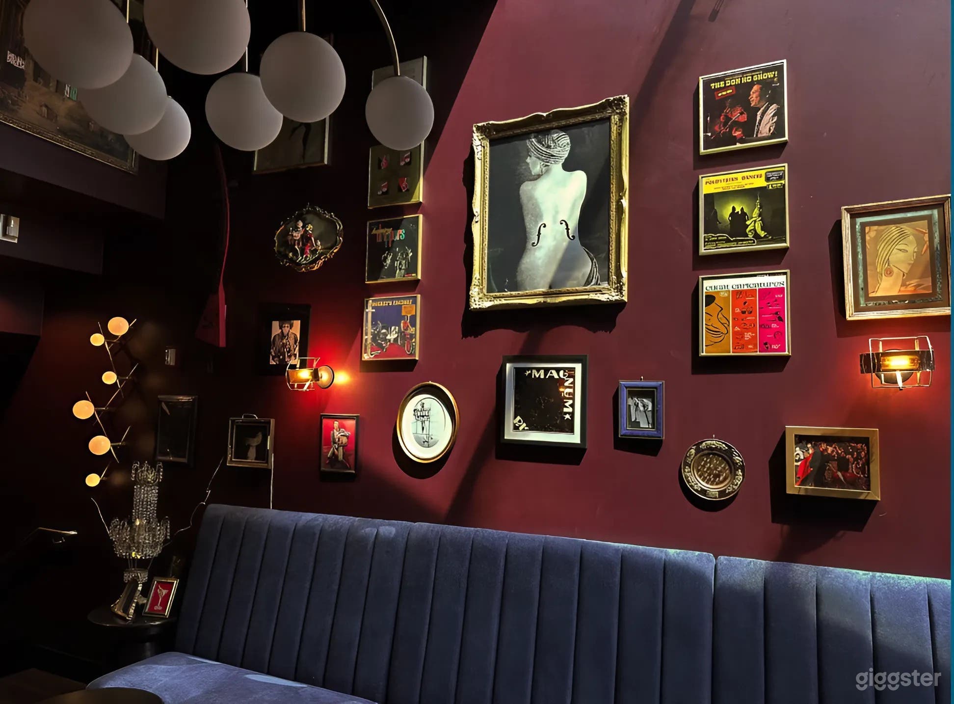 Intimate 20-Seat Speakeasy with Live Jazz &amp; Acoustic Nights Photo 4