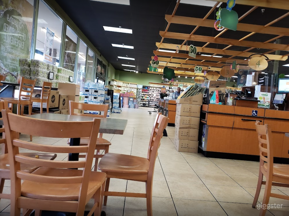 Spacious Health Food Store Perfect for Photoshoots and Productions in Bakersfield  Photo 3