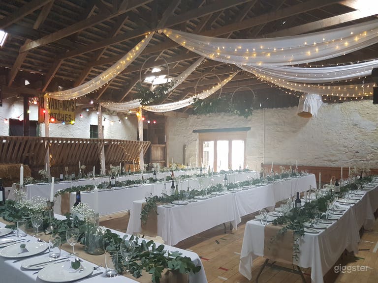  Summer Barn 