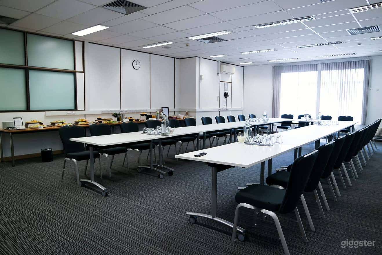 The Dame Deirdre Hine Room Photo 4