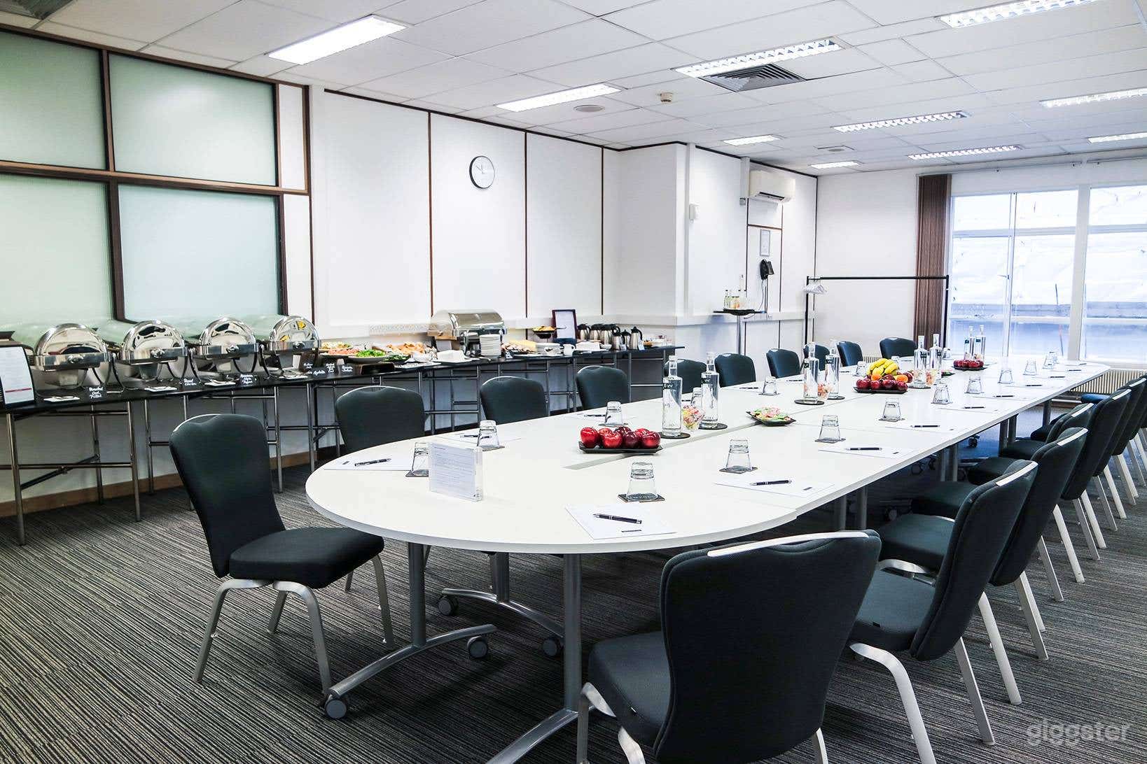 The Dame Deirdre Hine Room Photo 3