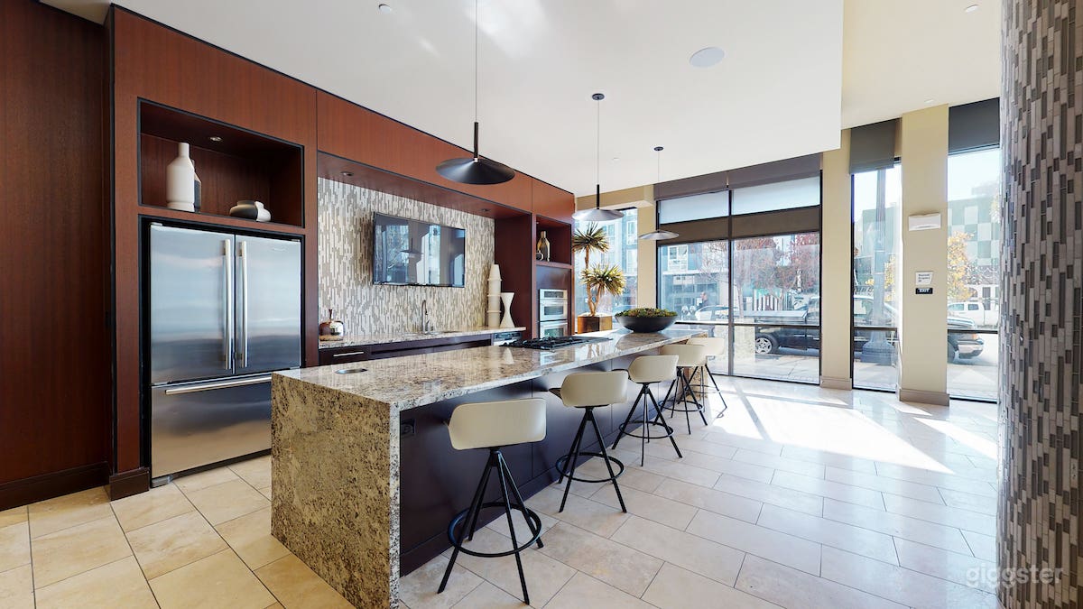 Stylish Lounge w/ Kitchen in East Village Photo 3