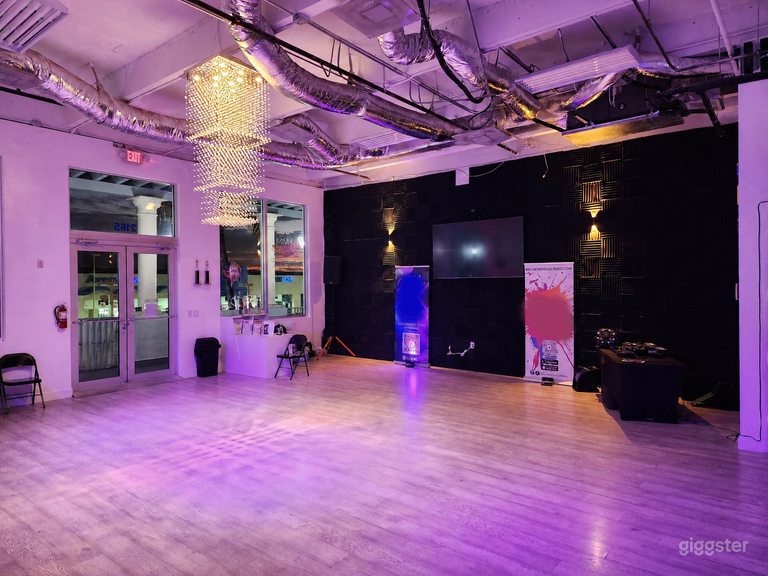  Hermoso espacio flexible con techos altos 