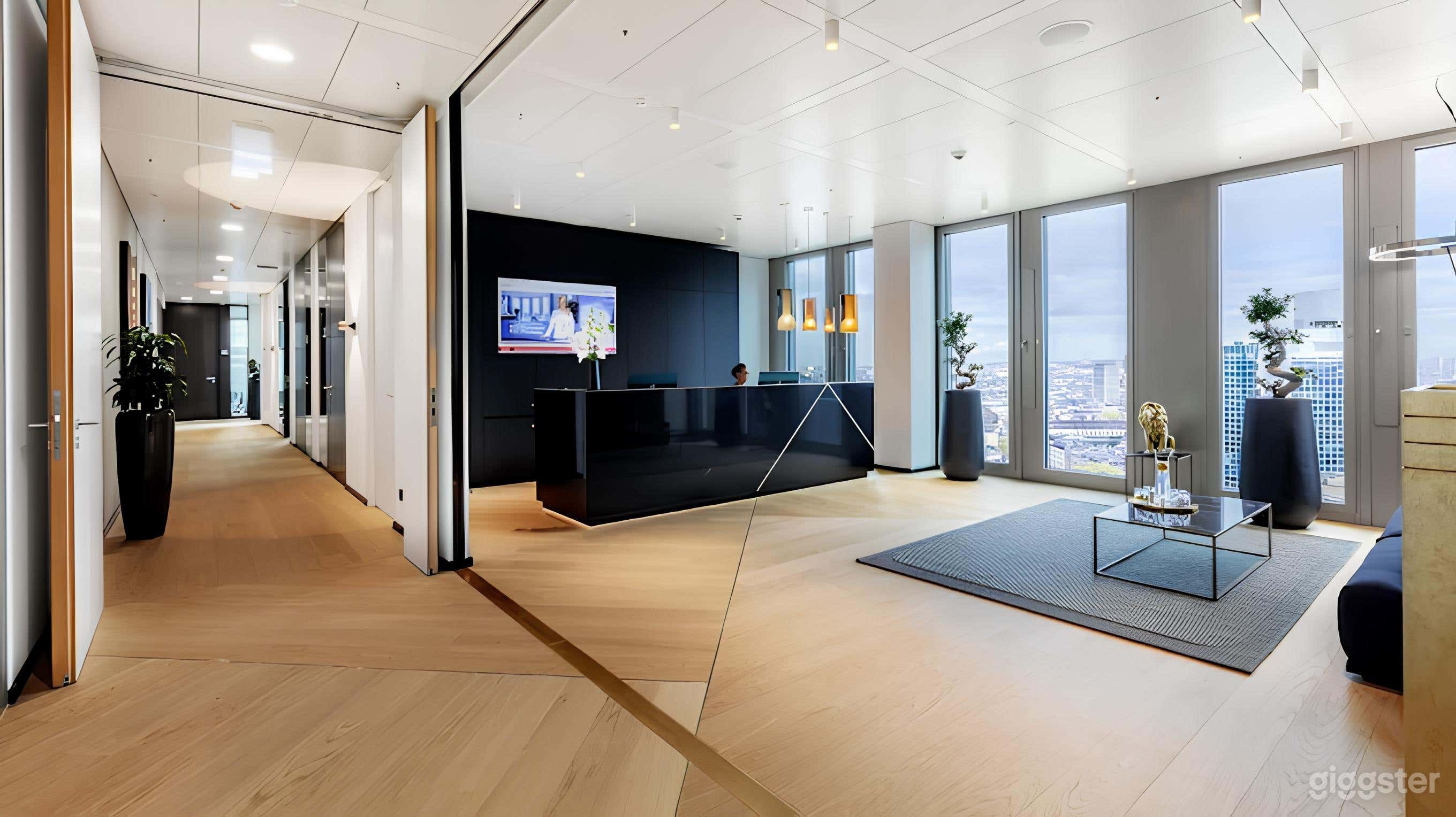 Modernes Event- und Meeting Space mit Skylineblick Foto 1