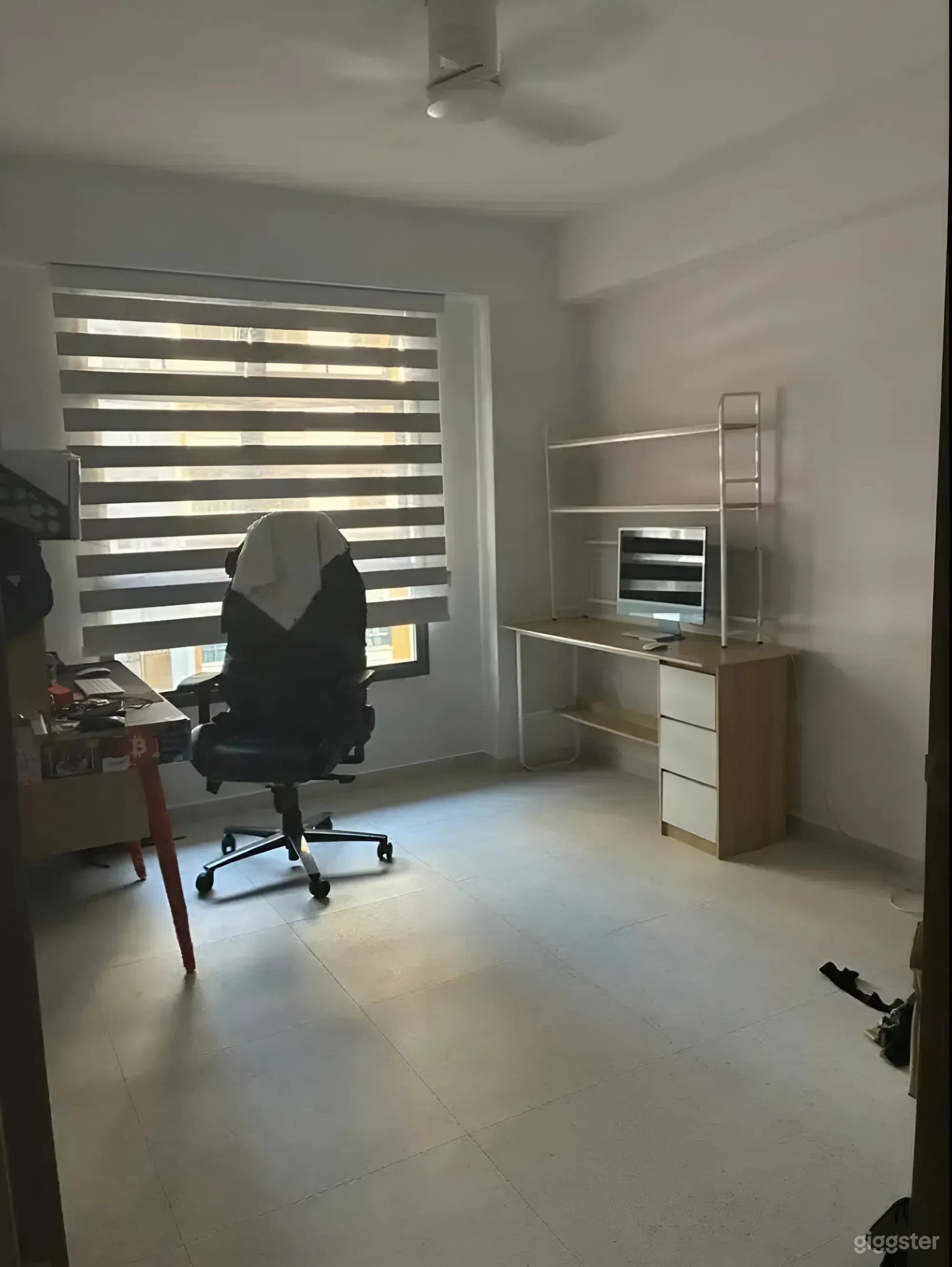 Bartley 5 Room HDB - Minimalist Huge Living Room Photo 3