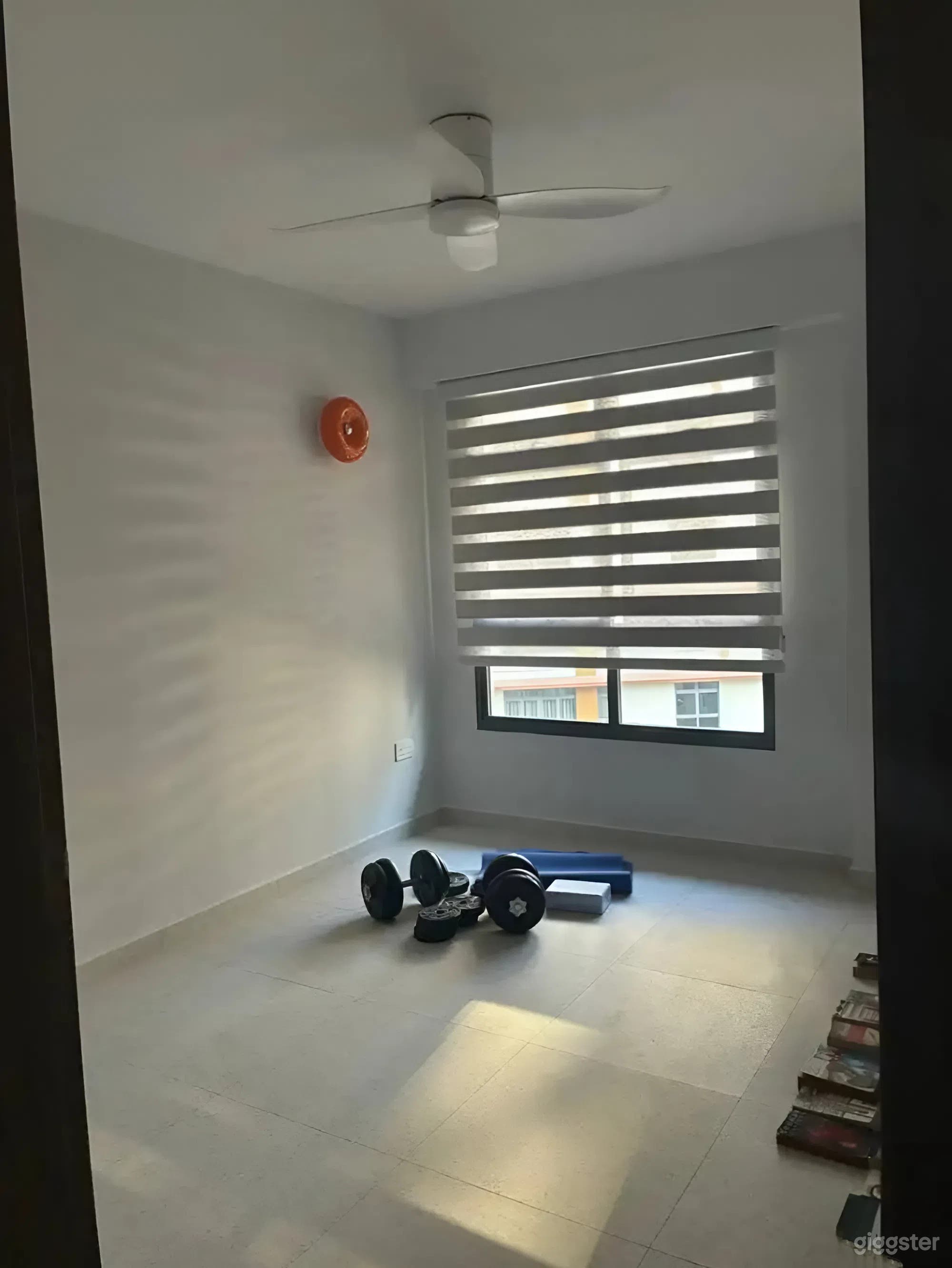Bartley 5 Room HDB - Minimalist Huge Living Room Photo 2