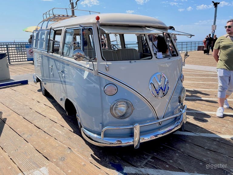  #76,070 Classic VW Bus Automatic 