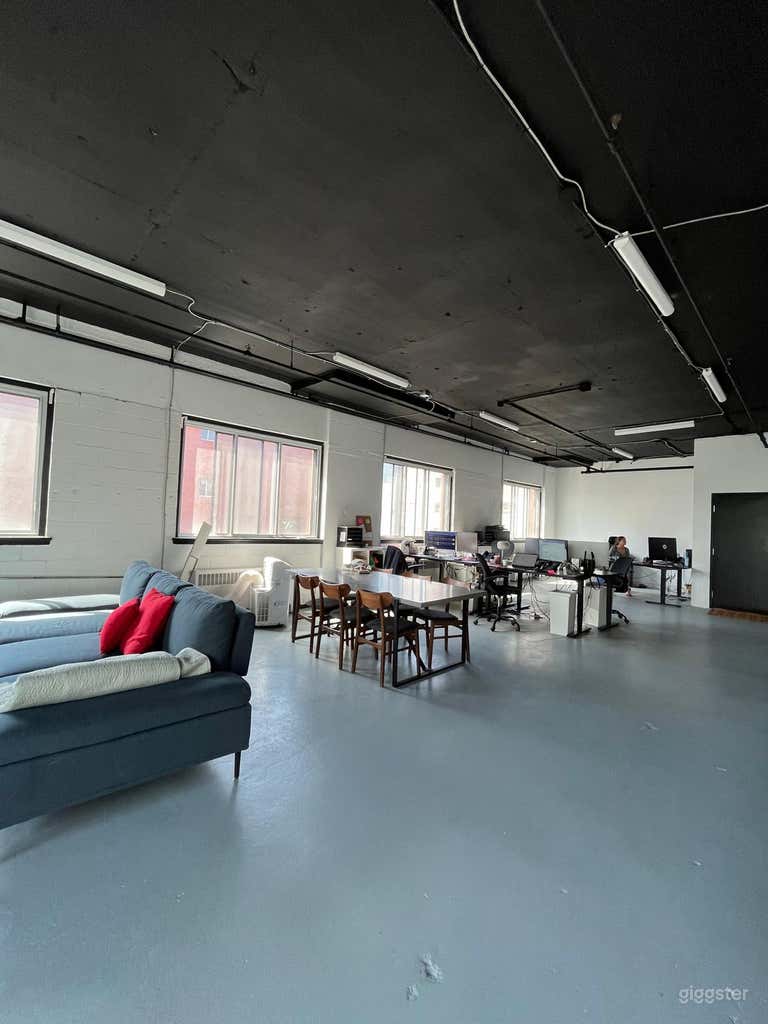  Bright Airy Studio Space 