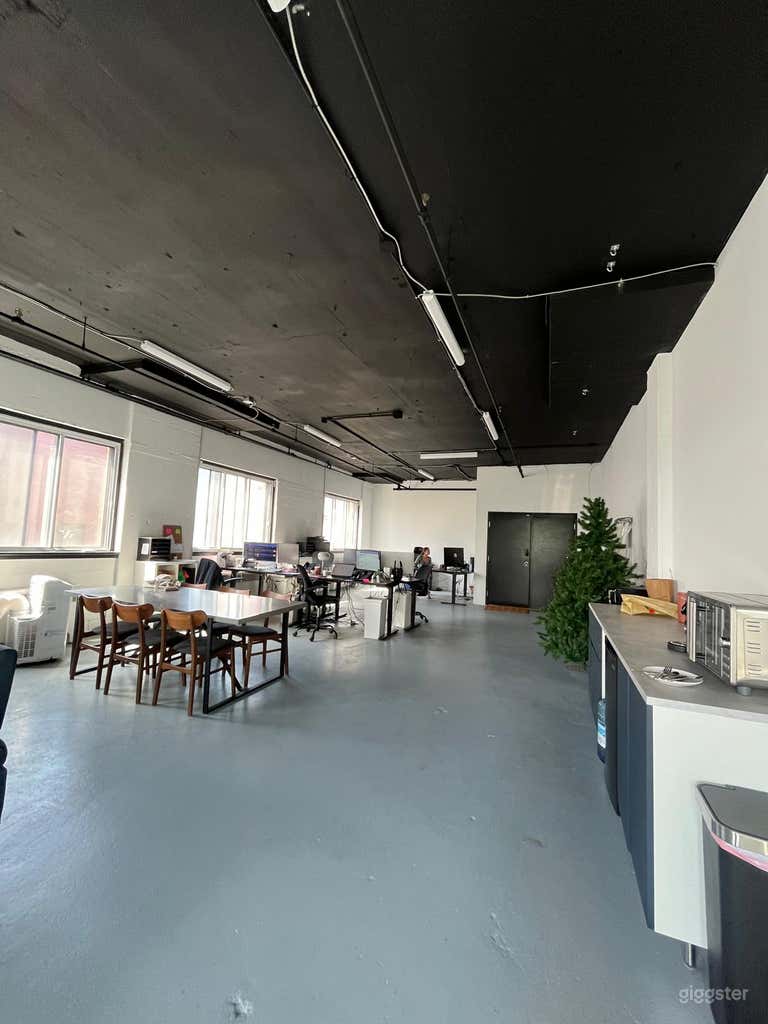  Bright Airy Studio Space 