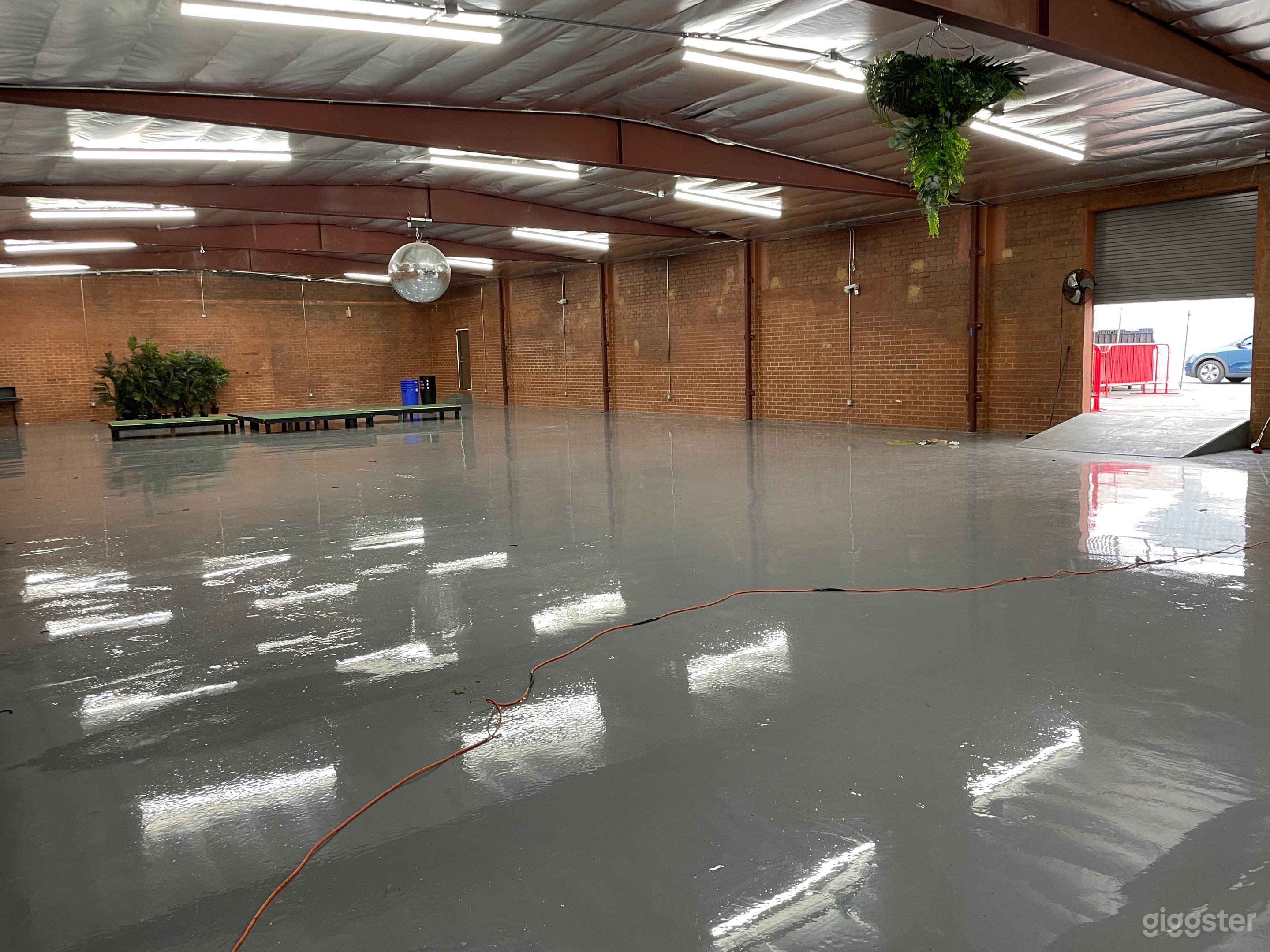 Massive Entertainment Venue Near USC Photo 2