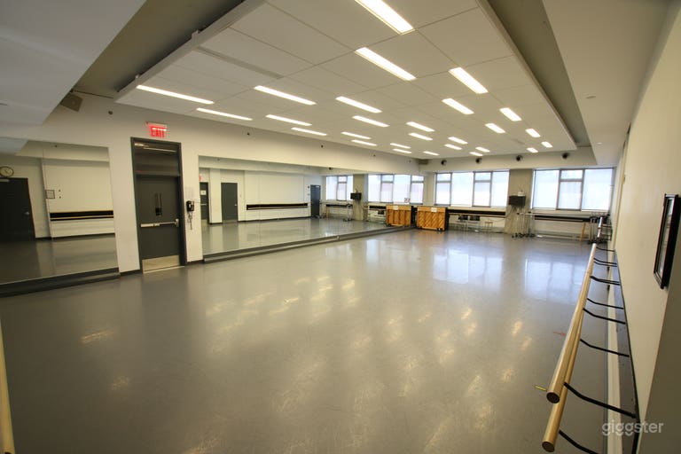  Dance Studio 10 - Penthouse Studio 