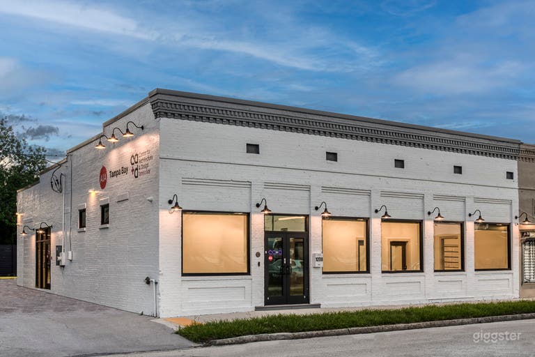  Historic Downtown Tampa Open Concept Event Space 