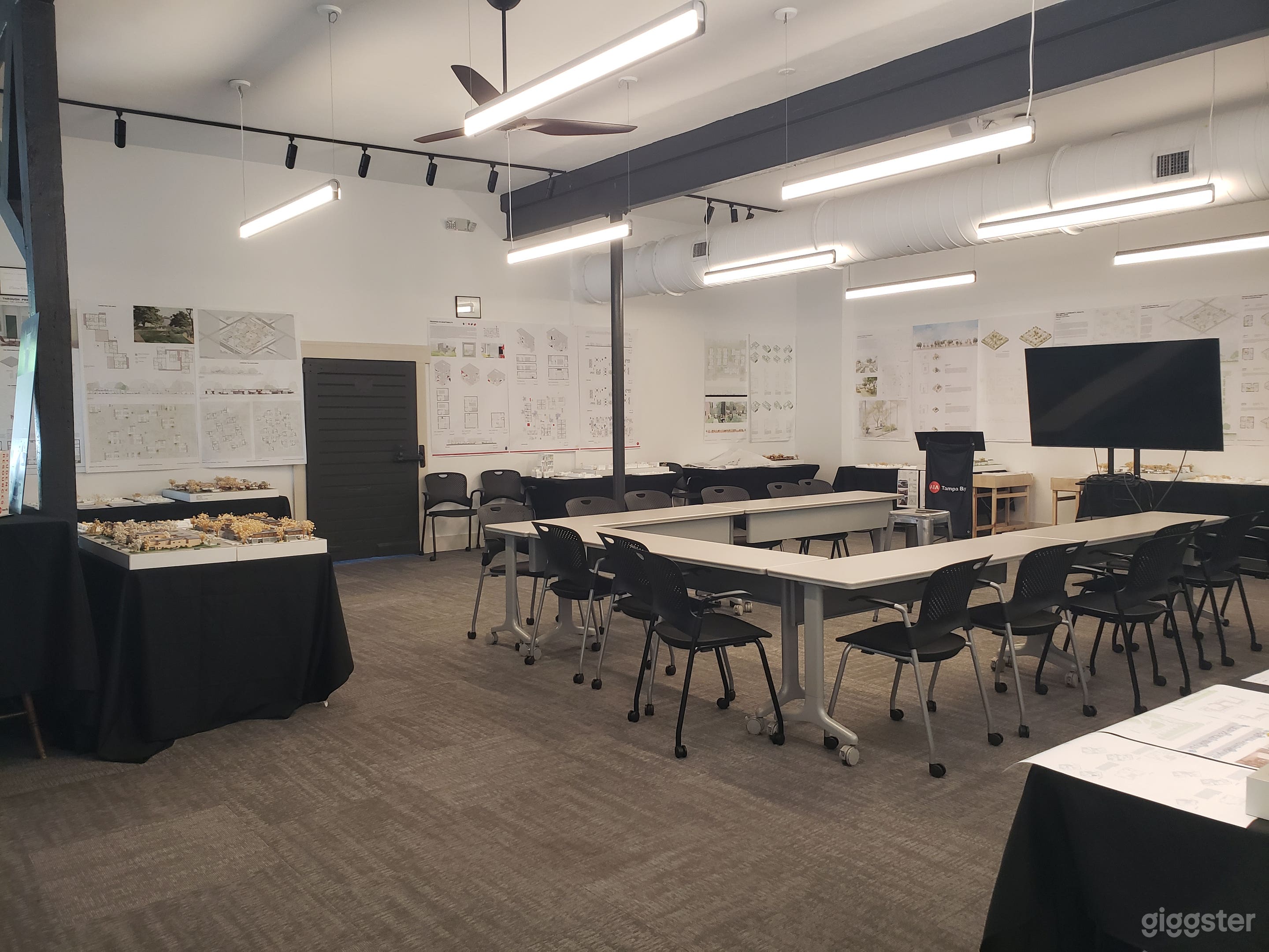 Historic Downtown Tampa Open Concept Event Space Photo 2