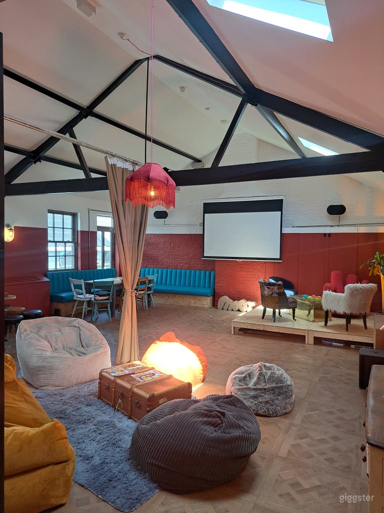  A flexible, creative, playful & inspiring space 