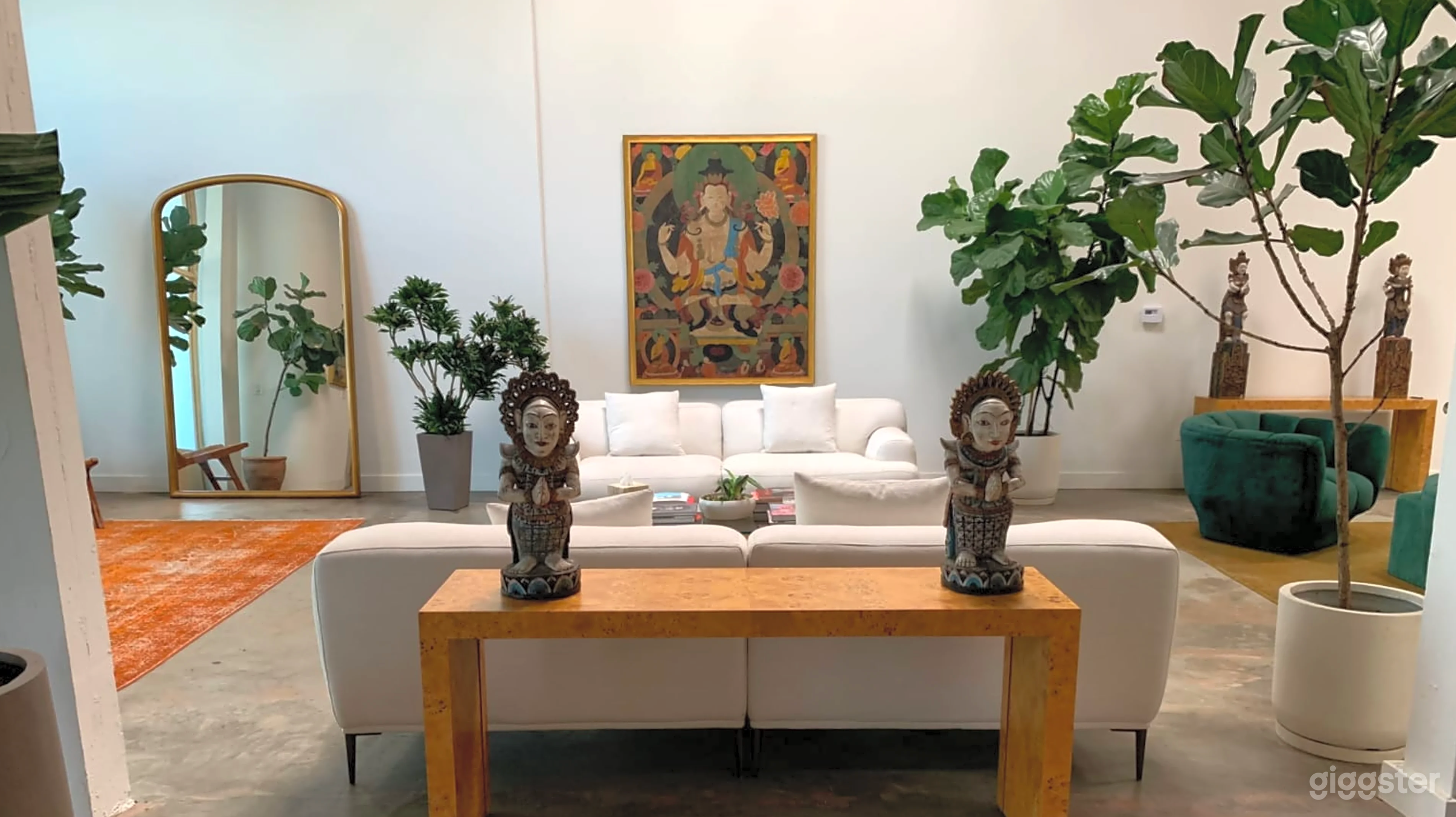 Modern, Eclectic 10k sq ft Creative Studio Photo 3