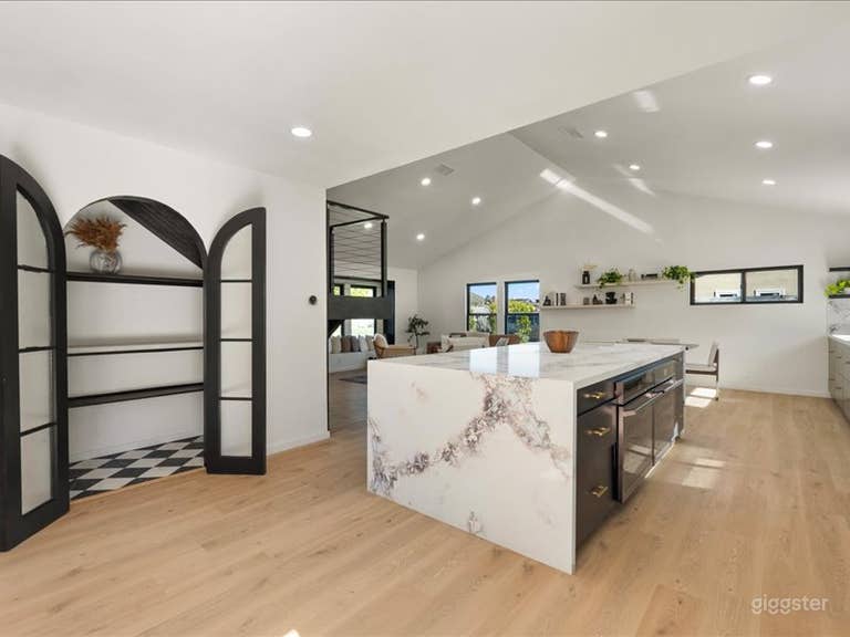  Fabulous house for shoots 