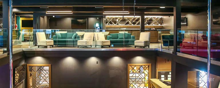  Upper Mezzanine Lounge 