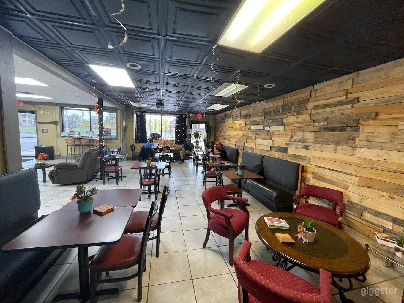 Cozy Urban Coffee Shop Indoor &amp; Outdoor Space Photo 1