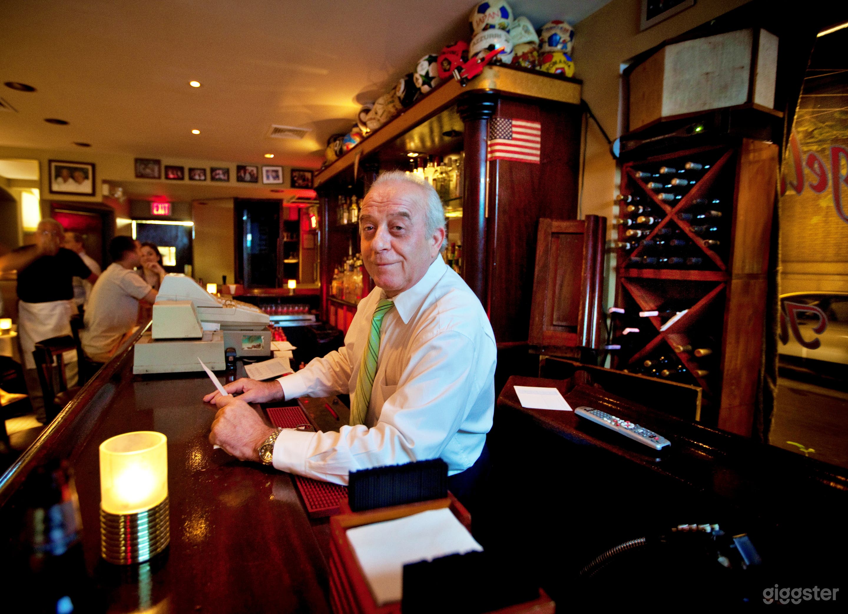 Mid-century Bar Venue at Philly's Iconic Italian Bistro Photo 4