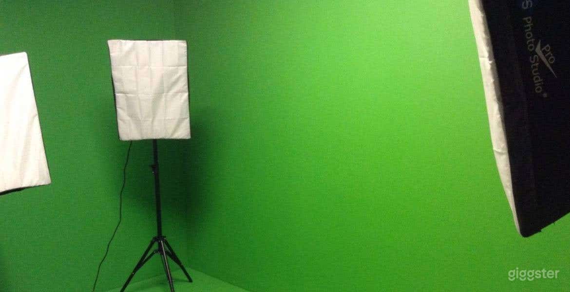 Top-Notch Green Room Photo 2