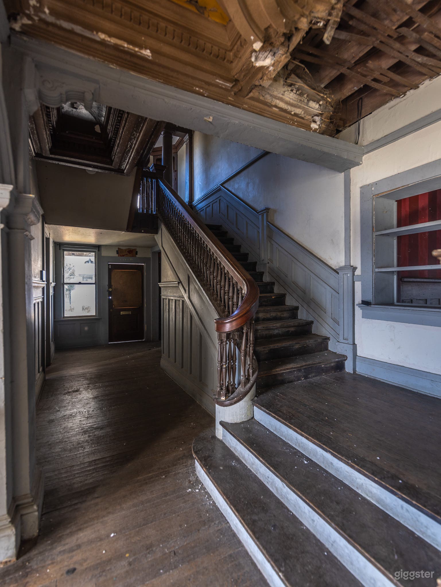 1920 ICONIC ESTATE #035 Photo 4